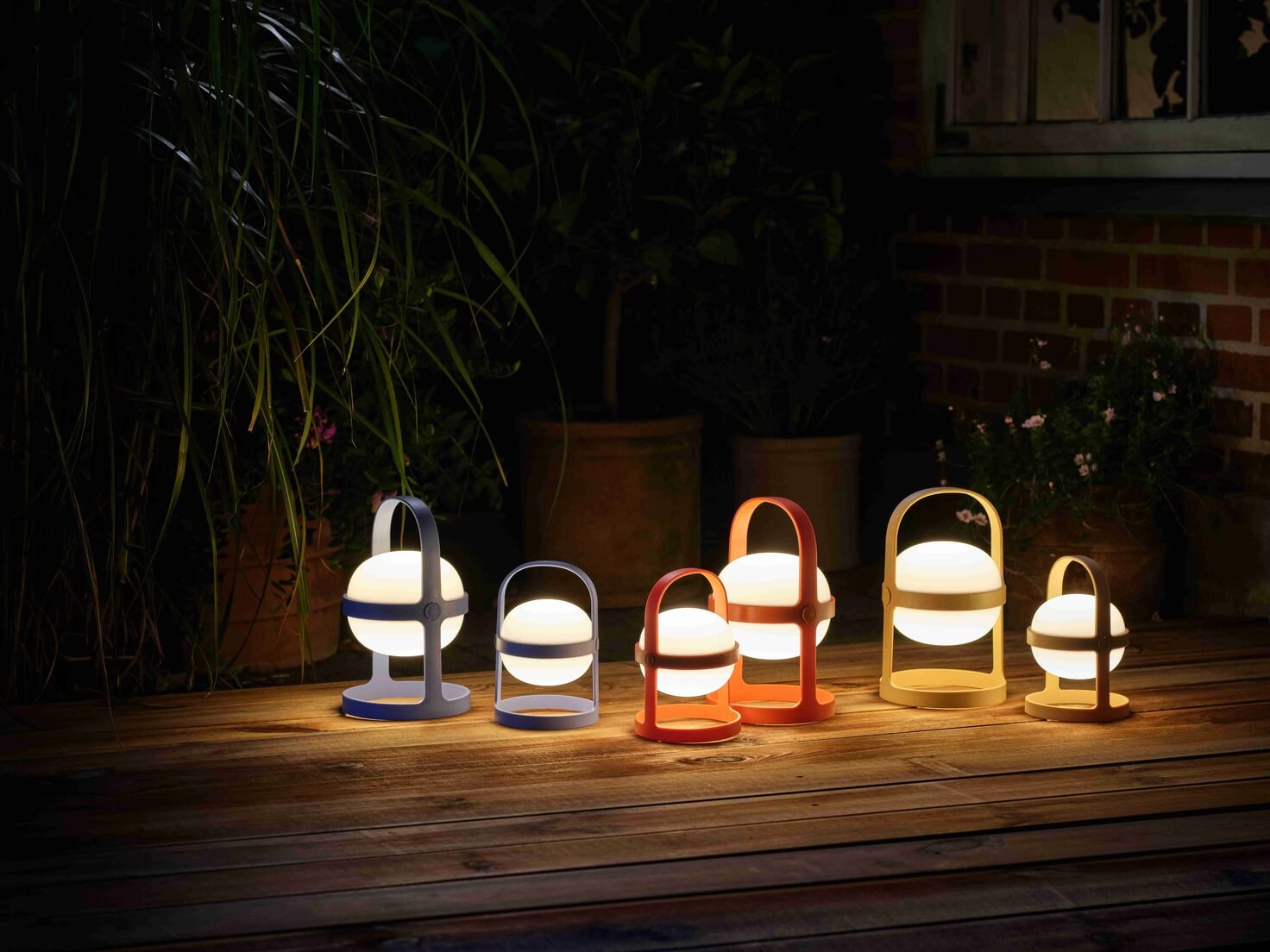 Bubble stays strong 照明 デンマーク発ソーラー充電可能な循環型ポータブル照明「ソフトスポット